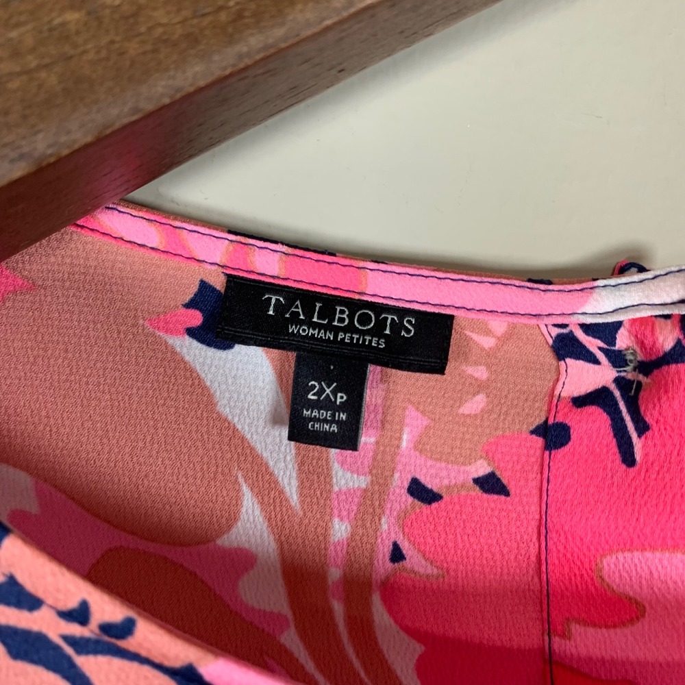Talbots Pink Floral L/S Bow Accent Button Down Back Blouse Size 2XP - Picture 6 of 12